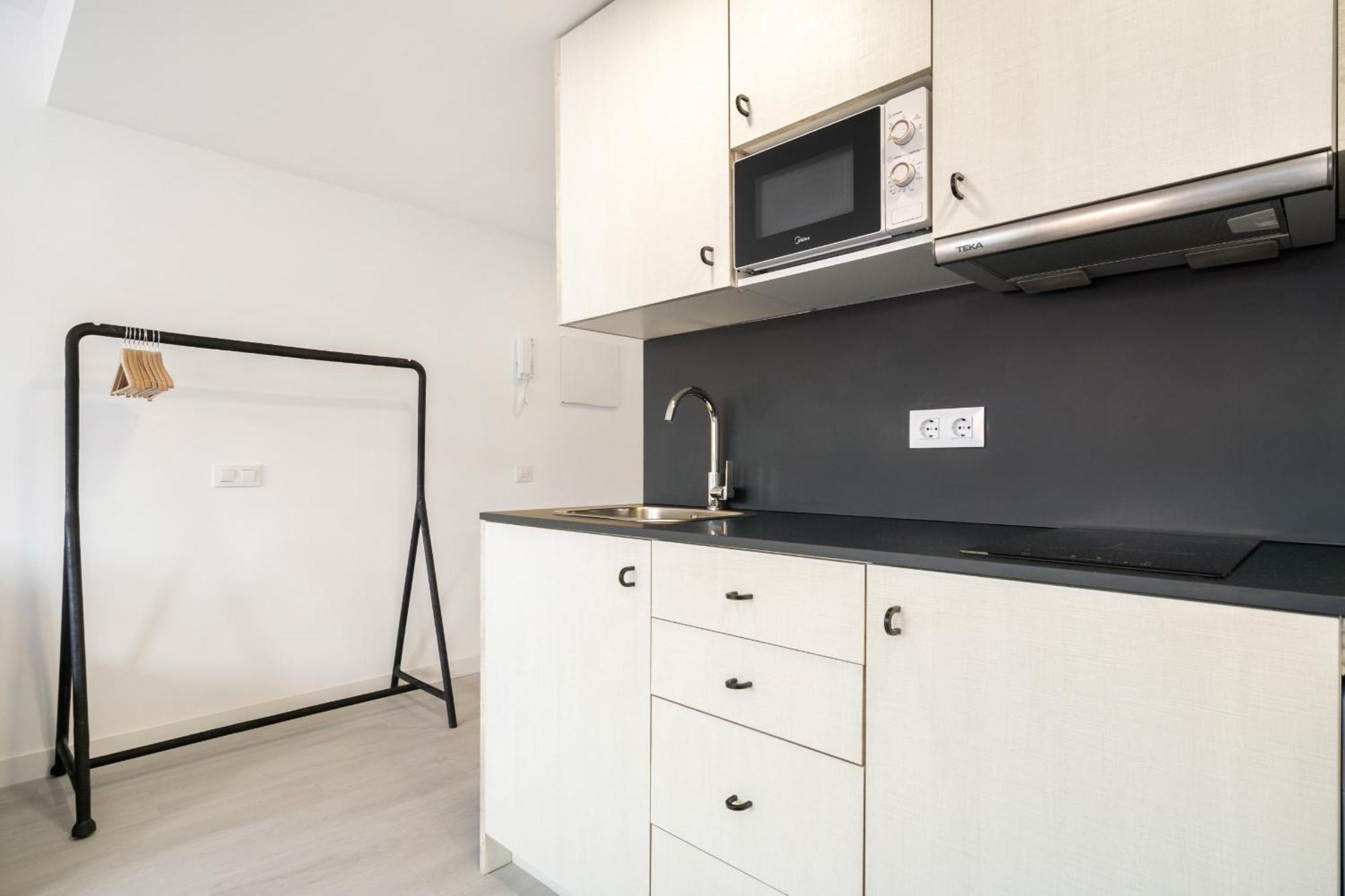 Madrid Riverside Studios Con Parking Incluido Alquiler Temporal Eksteriør billede