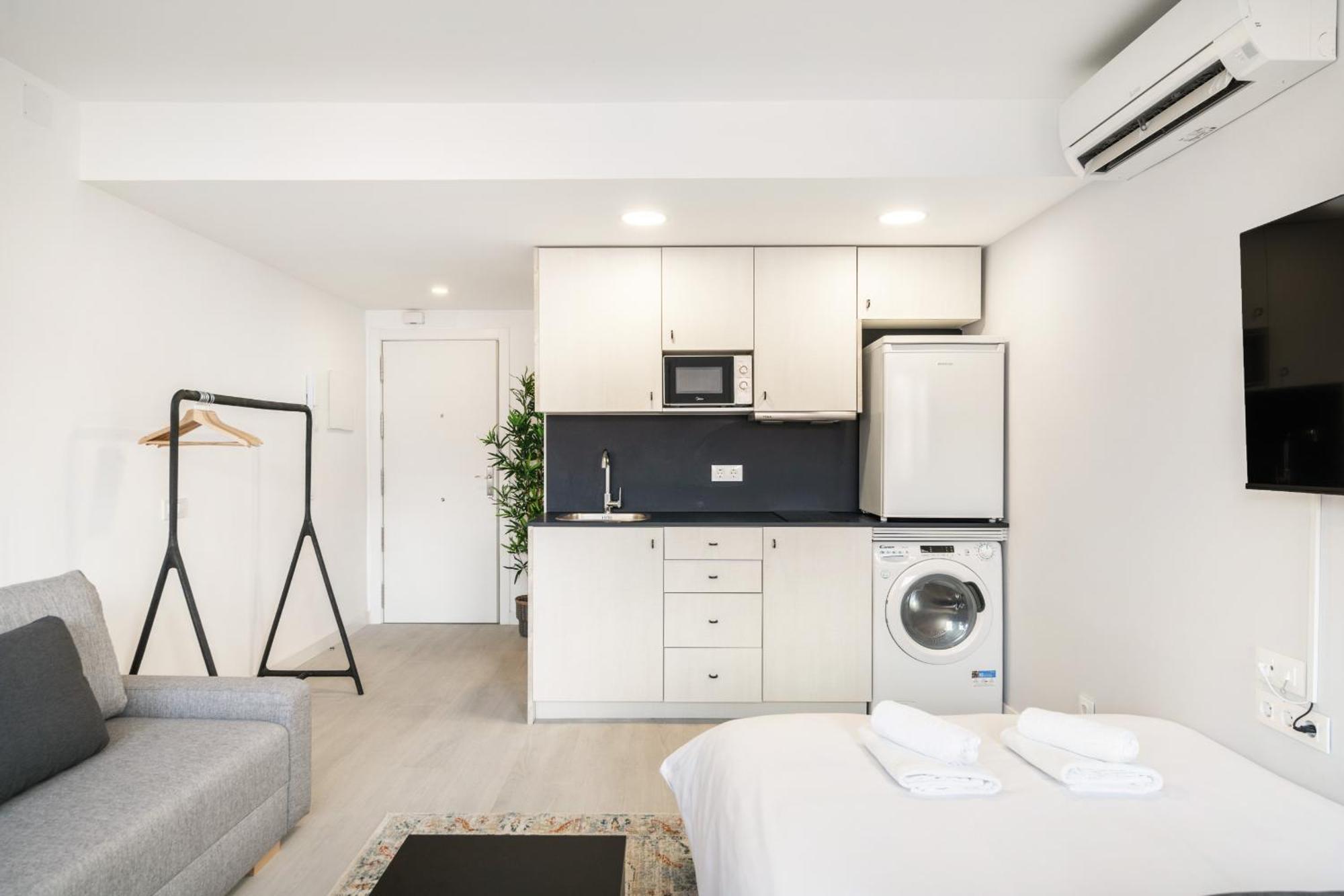 Madrid Riverside Studios Con Parking Incluido Alquiler Temporal Eksteriør billede